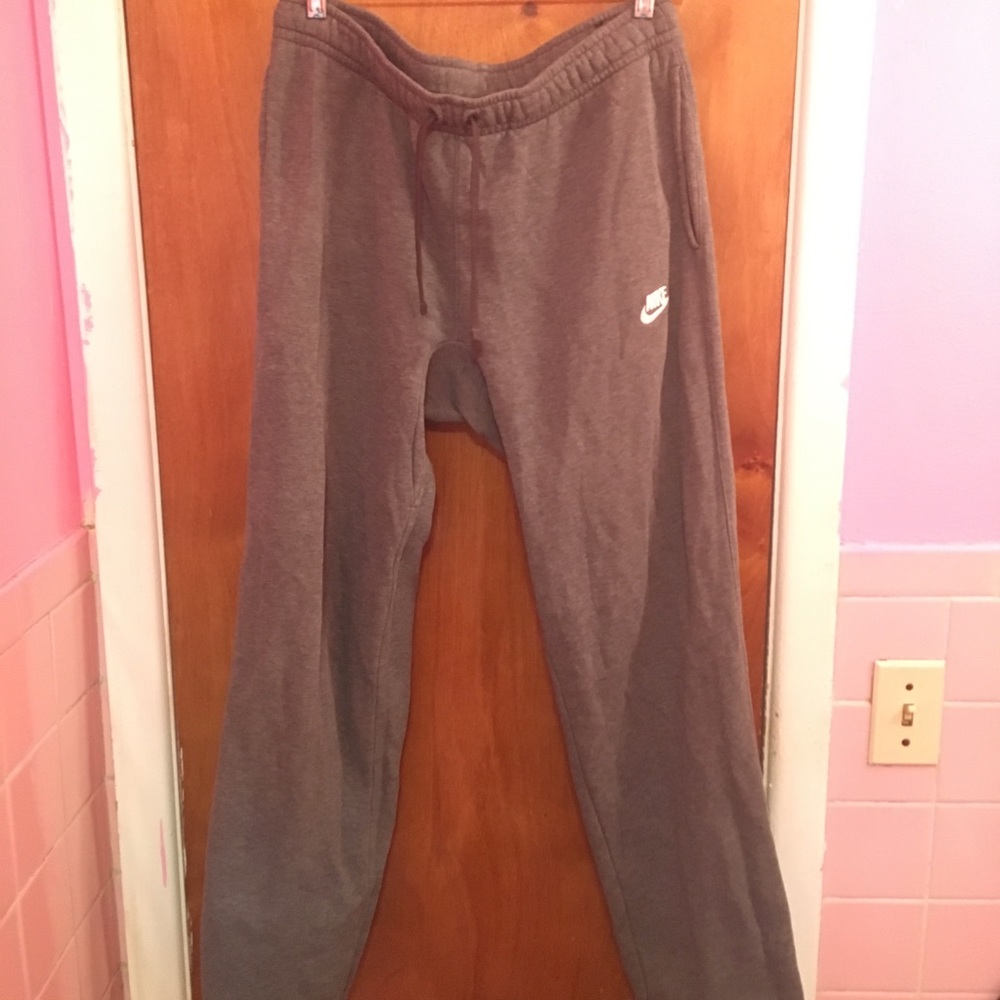 Nike Sweatpants Gray Men’s Size Medium